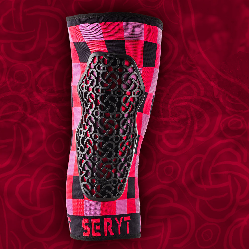 Flow Knee Checker Pink – SERYT