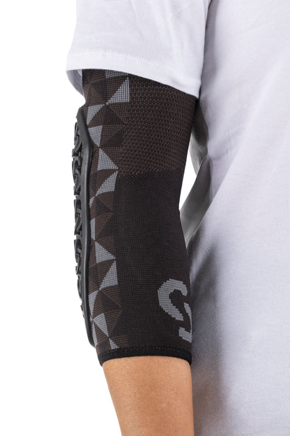 Flow Elbow Arlecchino Grey Black - SERYT