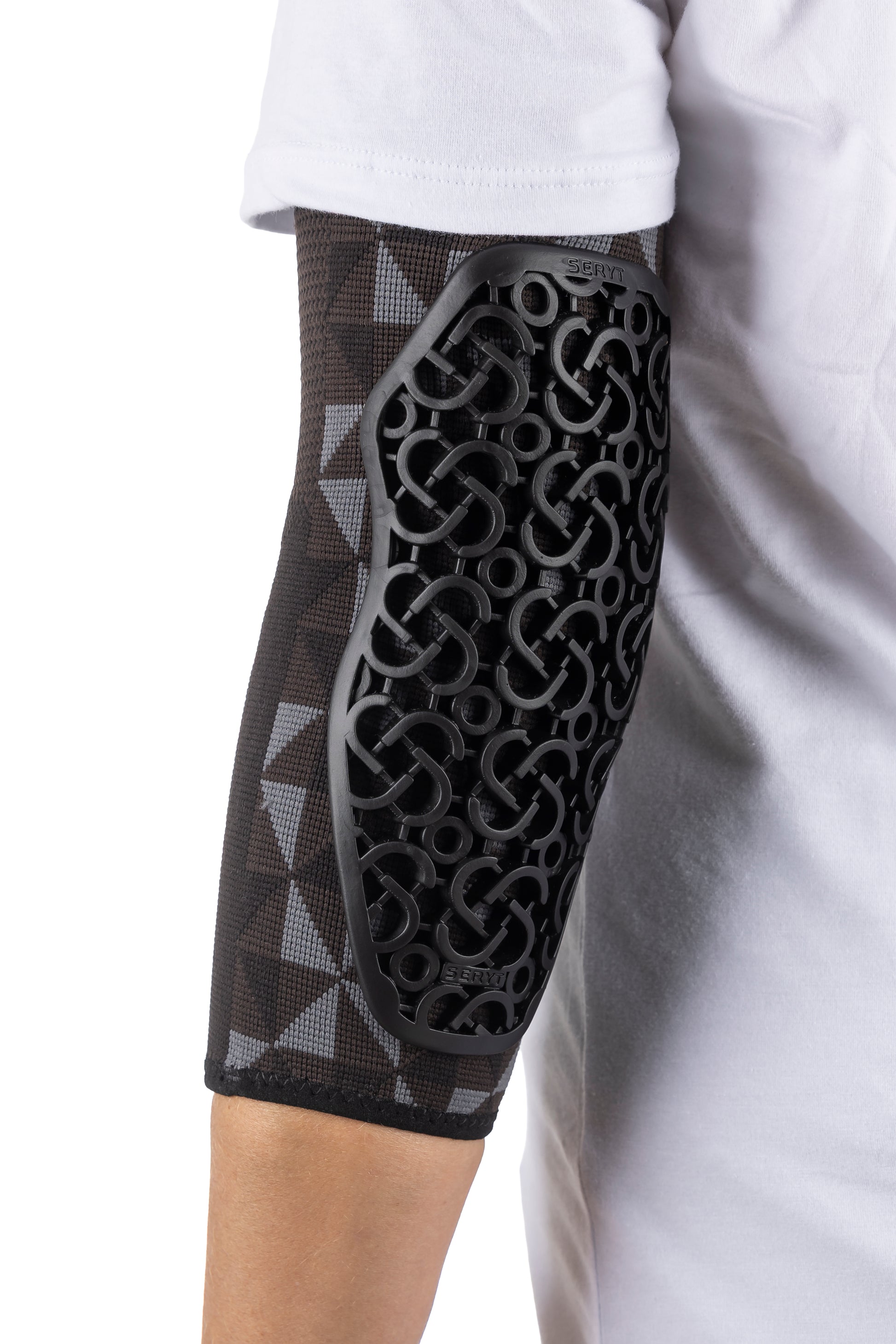 Flow Elbow Arlecchino Grey Black - SERYT